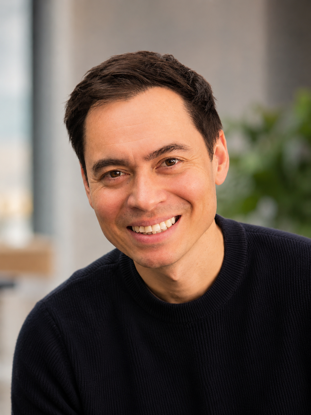 Oli Tsang, healthcare professional coach and dentist